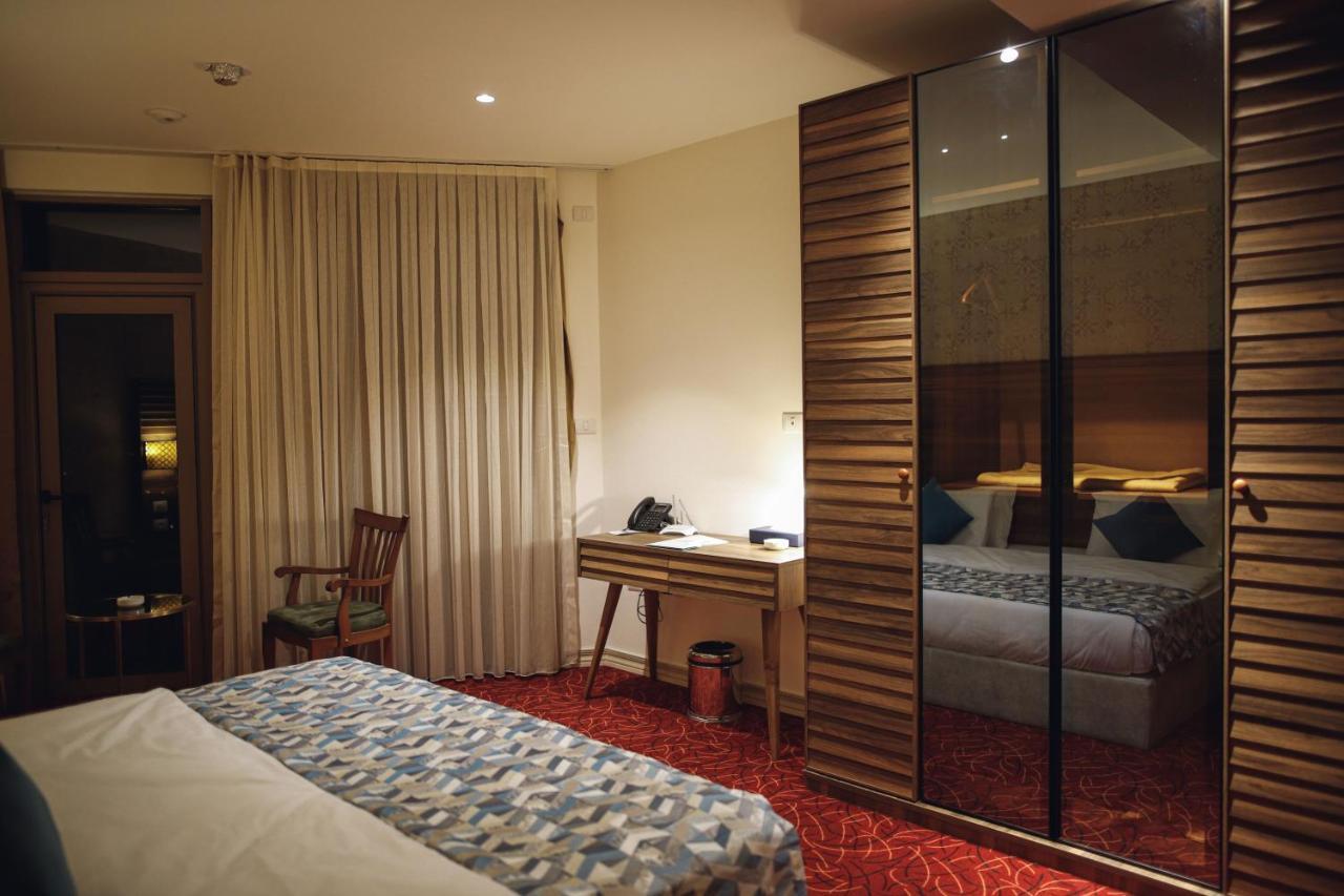 Yaldiz Palace Hotel Nablus Ngoại thất bức ảnh