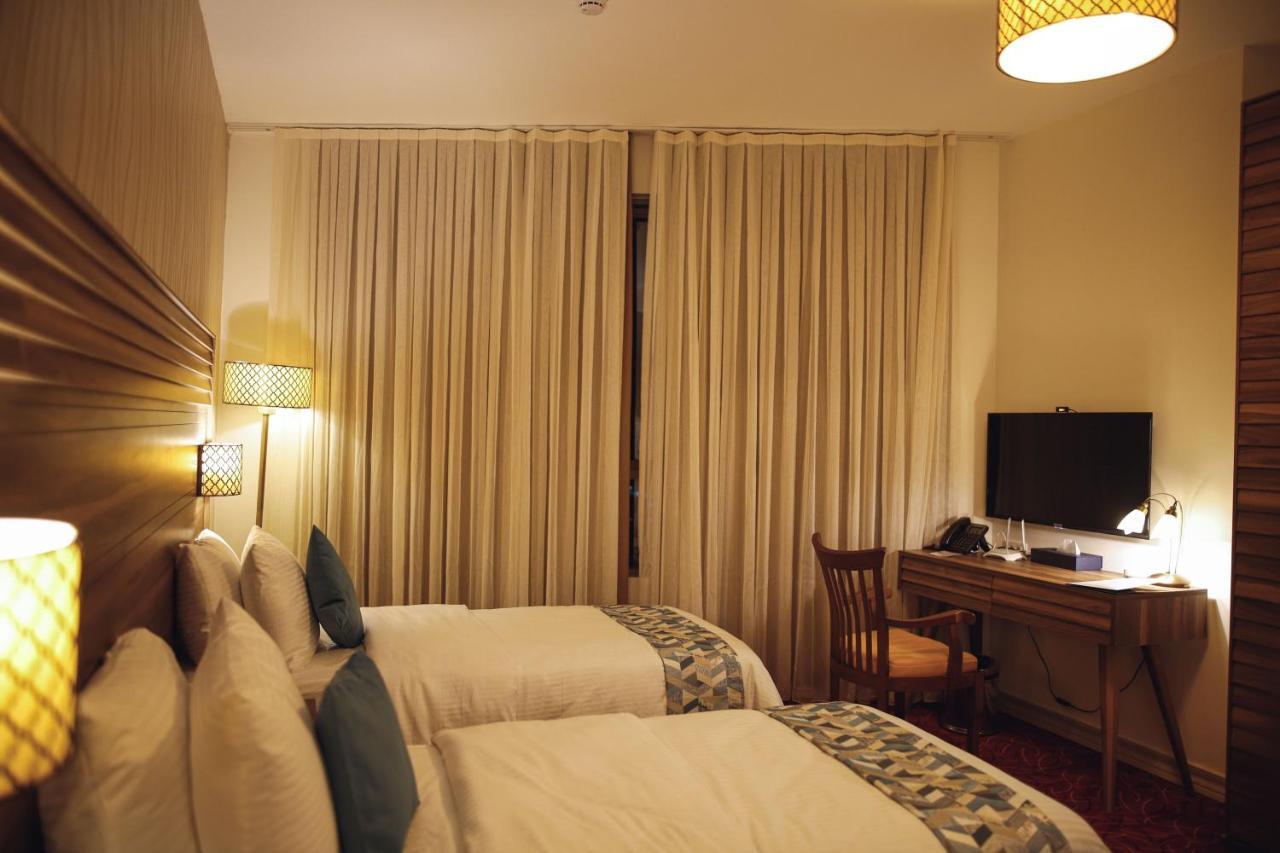 Yaldiz Palace Hotel Nablus Ngoại thất bức ảnh
