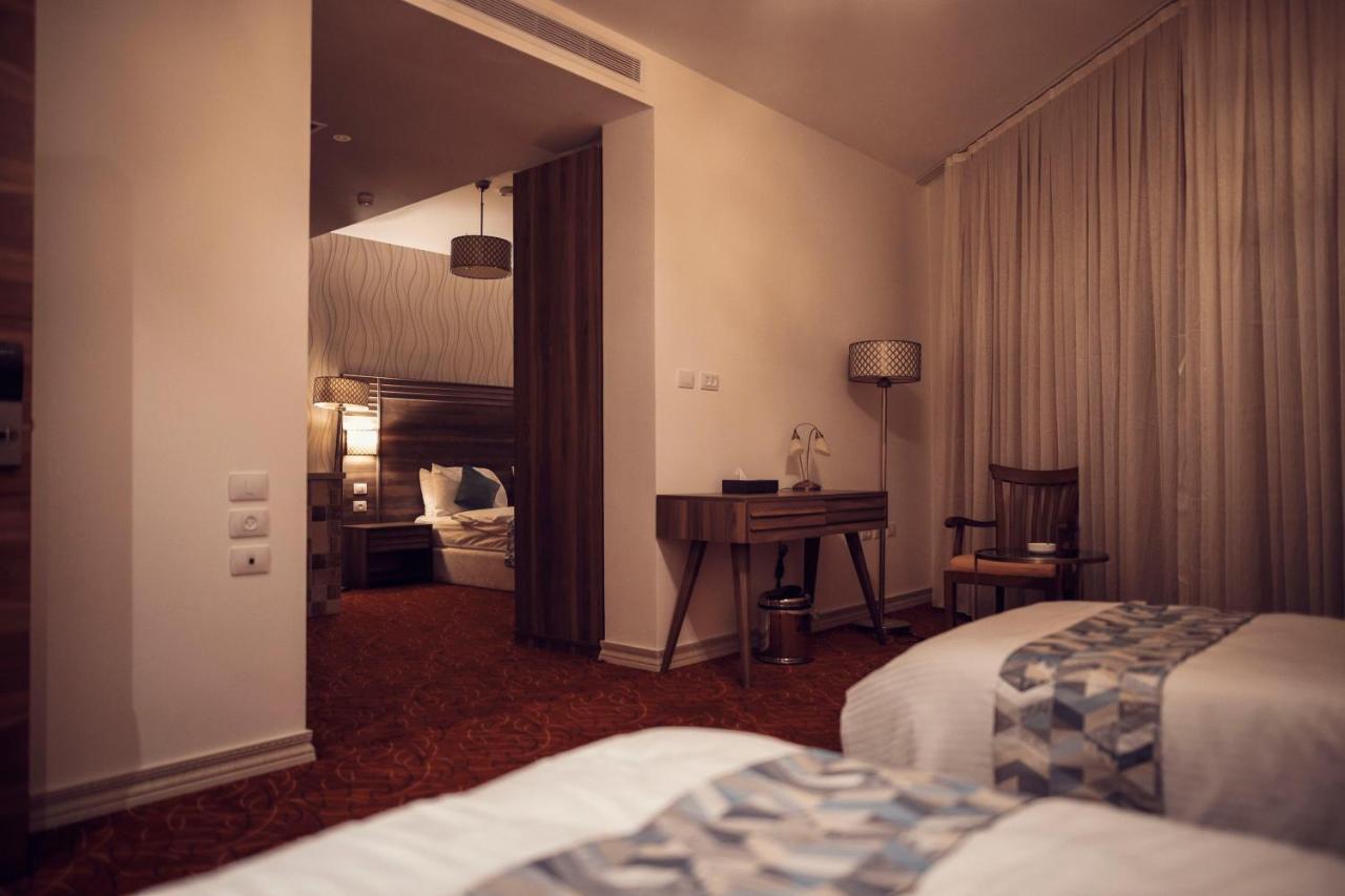 Yaldiz Palace Hotel Nablus Ngoại thất bức ảnh